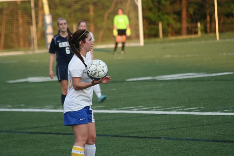 Boys Soccer Faces Elimination; Girls Move on to Regionals