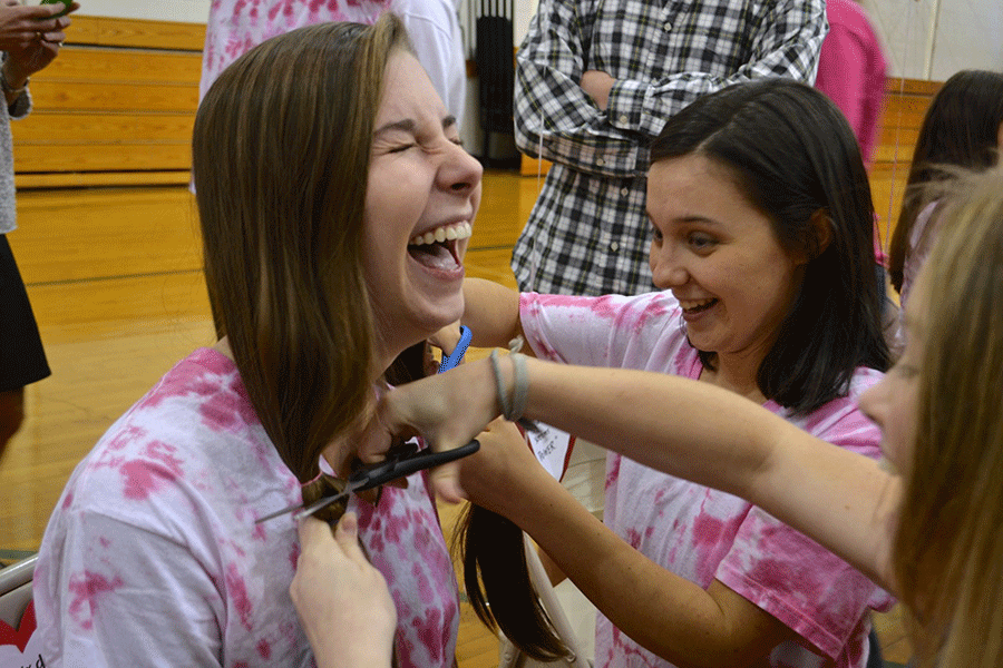 Students Raise Breast Cancer Awareness