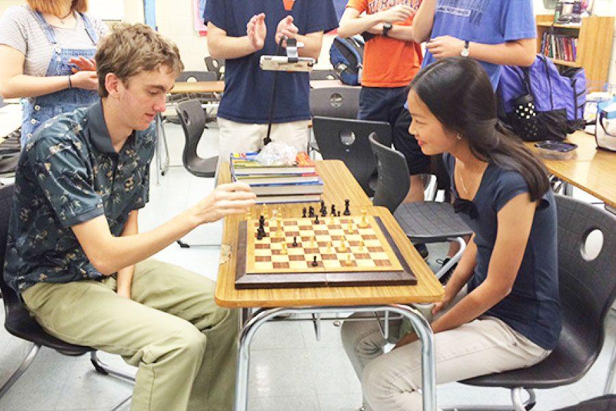 Sophie took on reporter Alex Lehmbeck in a friendly lunchtime match.  
