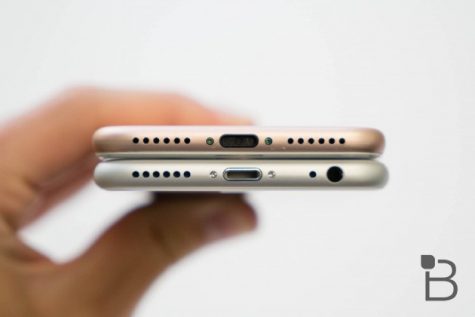 The iPhone 7 (top) and 6s (bottom)