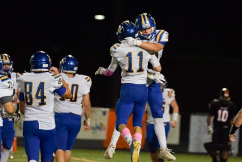 WAHS Varsity Football @ Charlottesville: The Photos