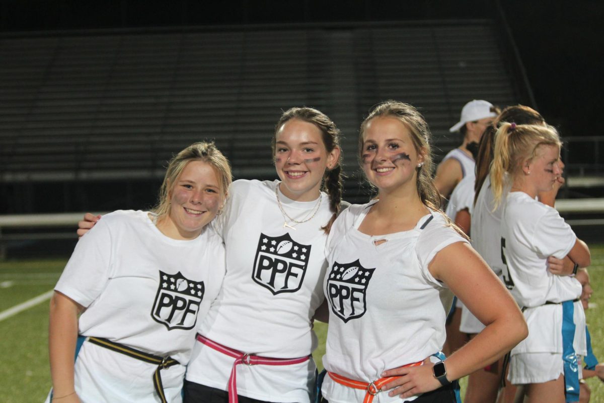 Sophomores (left to right): Holly Cummings, Tessa Showalter, and Maddie Burnette.